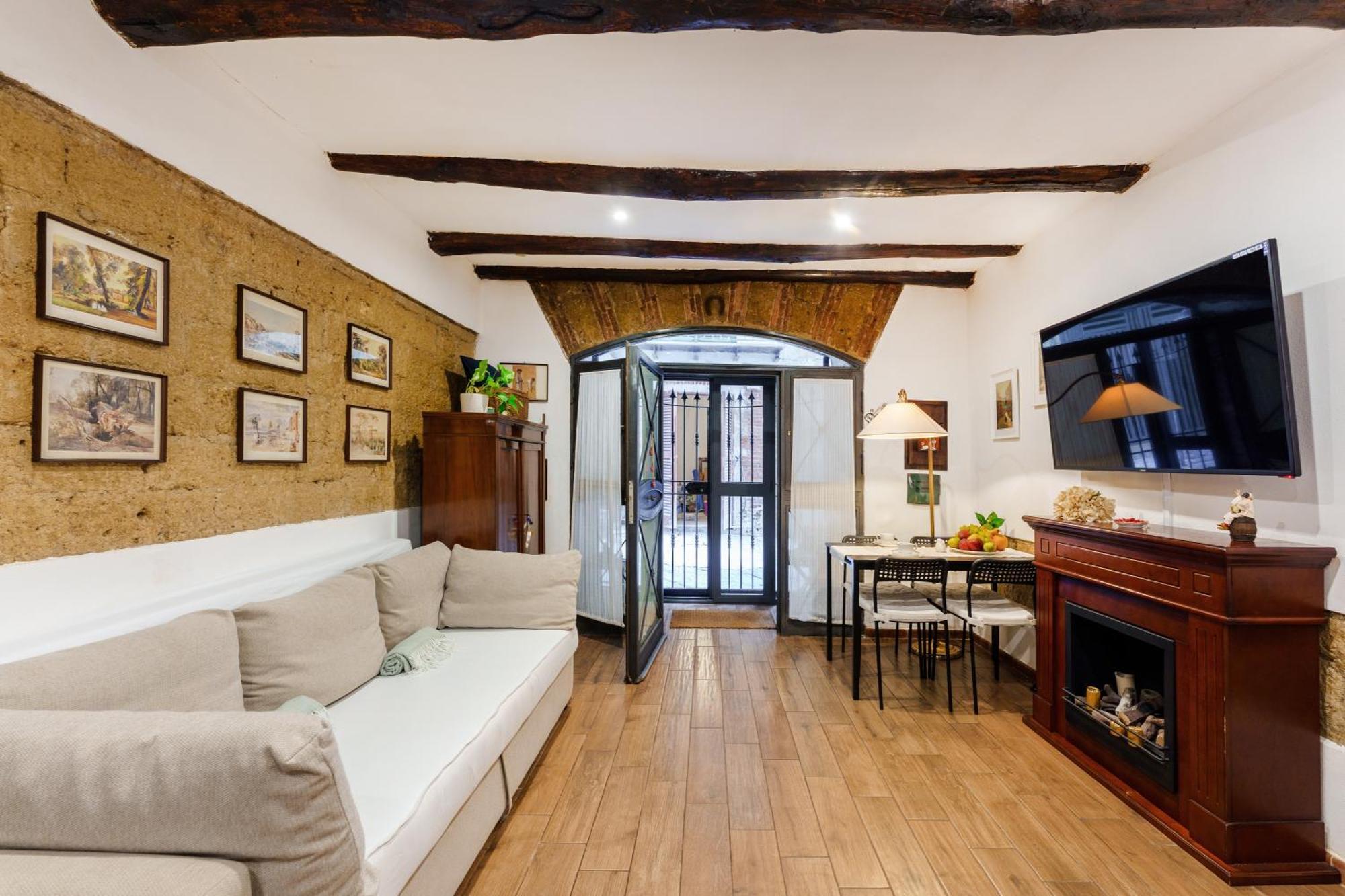 La Storia Apartment Наполи Екстериор снимка